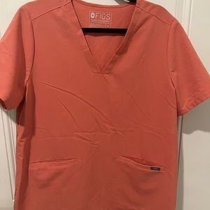 Figs XL Casma Coral Scrub Top